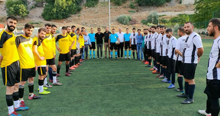 Bingöl'de köyler arası futbol turnuvası heyecanı