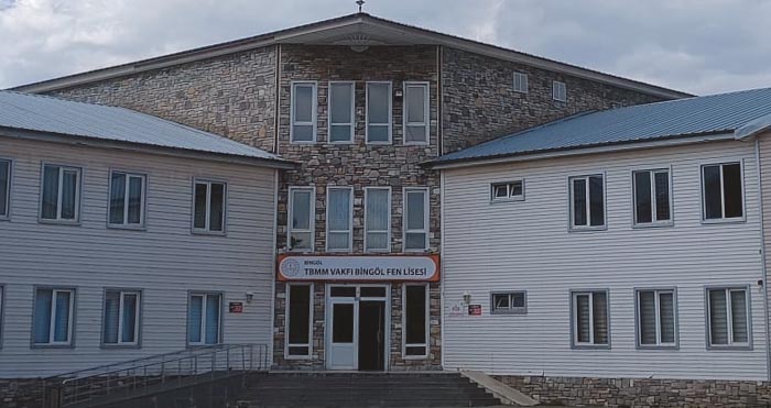 Bingöl Fen Lisesi’nde 90 mezundan 28’i tıp fakültesini kazandı