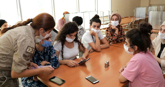 Jandarma, Bingöl'de KADES'i tanıttı