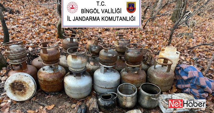 Genç'te terör örgütüne ait 3 odalı sığınak imha edildi