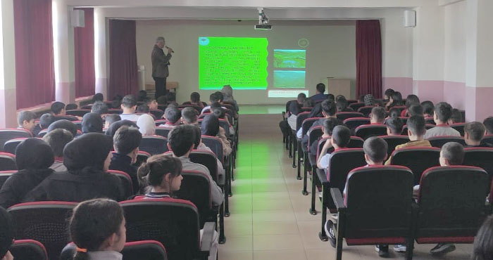Bingöl'de 180 öğrenciye 'biyokaçakçılık' eğitimi