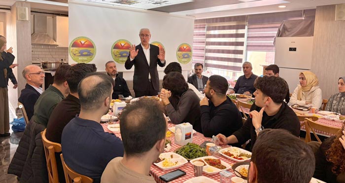 Bingöl Milletvekili Berdibek, Ankara’da öğrencilerle buluştu